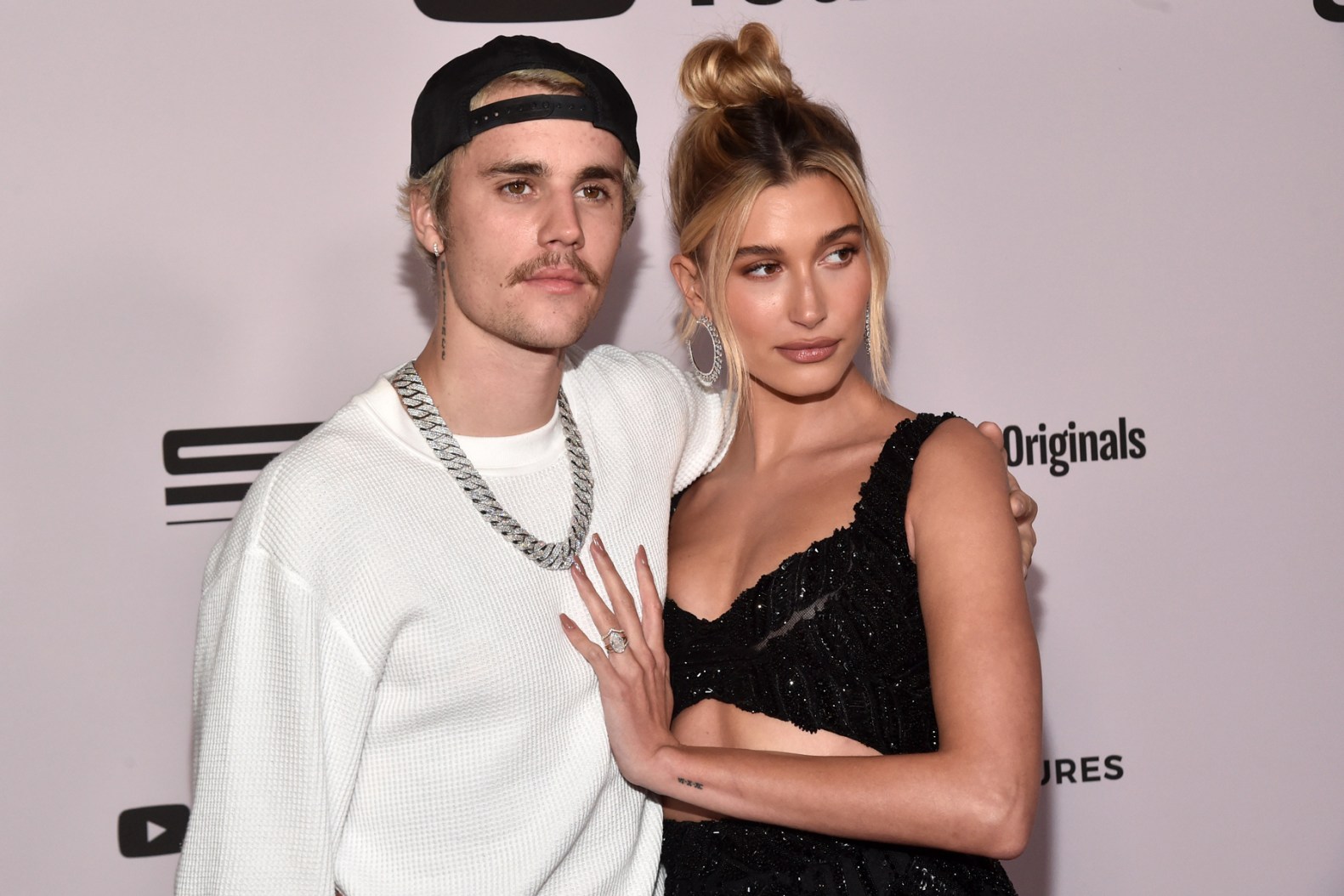 Hailey Bieber Merch Store: Step into the Style of a Supermodel 7 - Ita Bag World justin hailey timeline - Ita Bag World